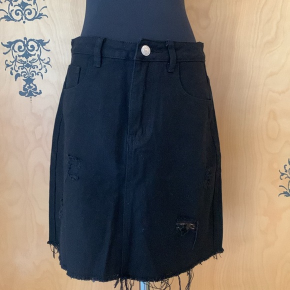 NEW Black Denim Frayed Mini Skirt - Picture 6 of 15